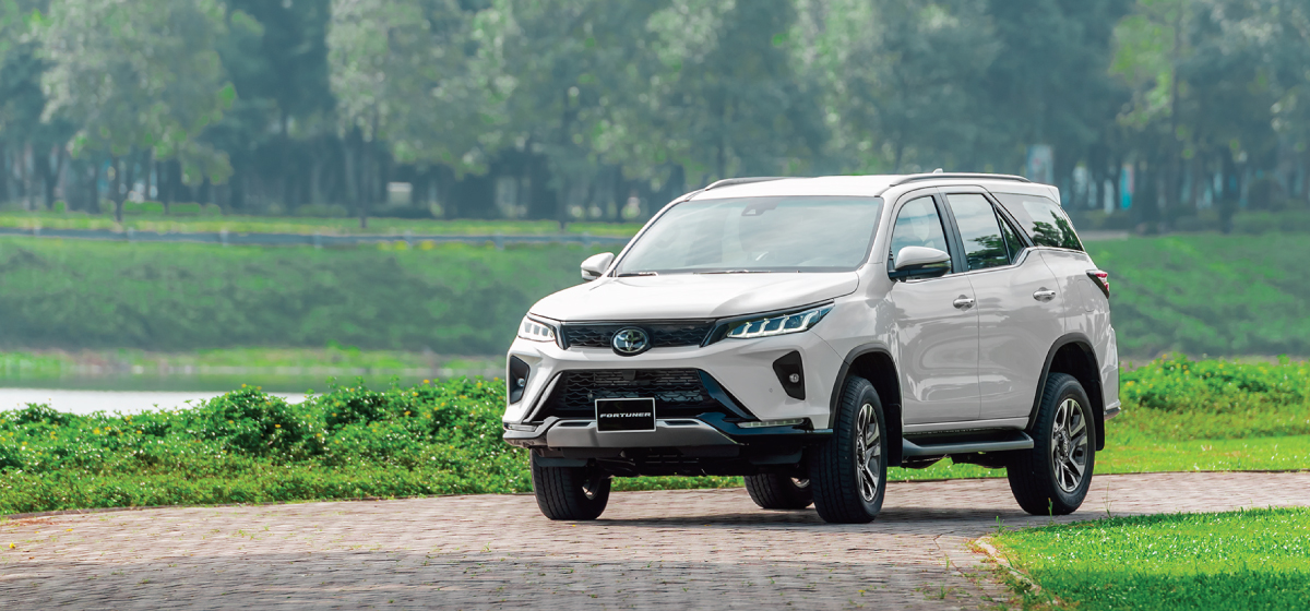 Toyota Việt Nam chính thức giới thiệu Fortuner 2022 - “Lướt hành trình, Đậm dấu ấn”