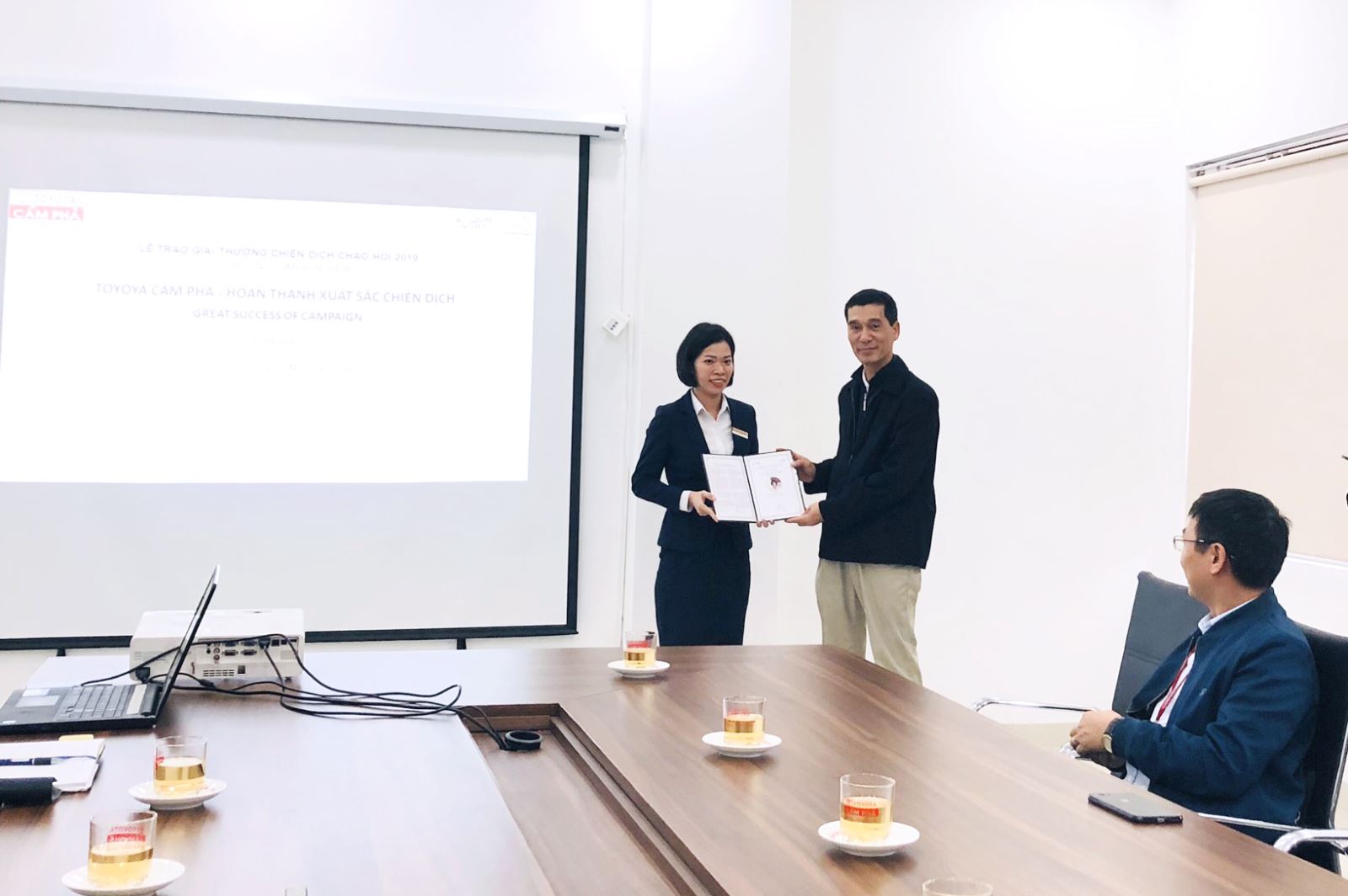 Trưởng nhóm thực hiện chiến dịch.